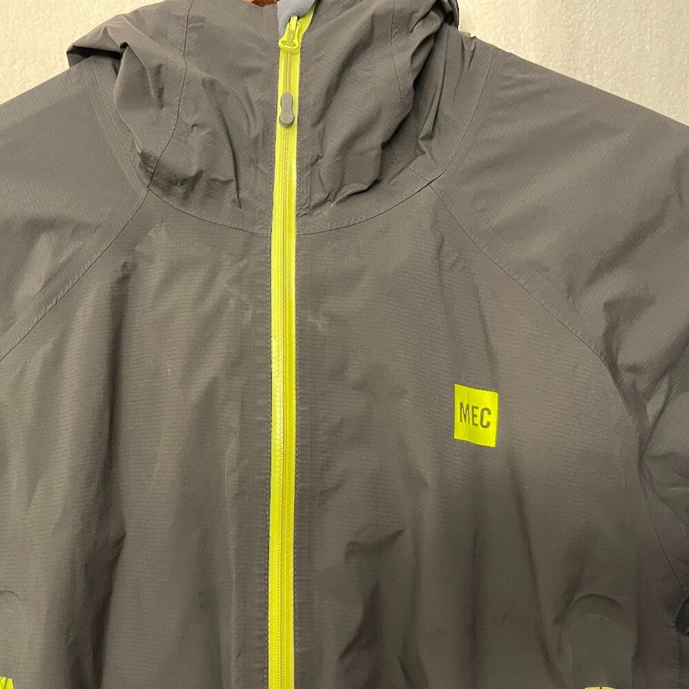 MEC Rain Shell Jacket: Size M